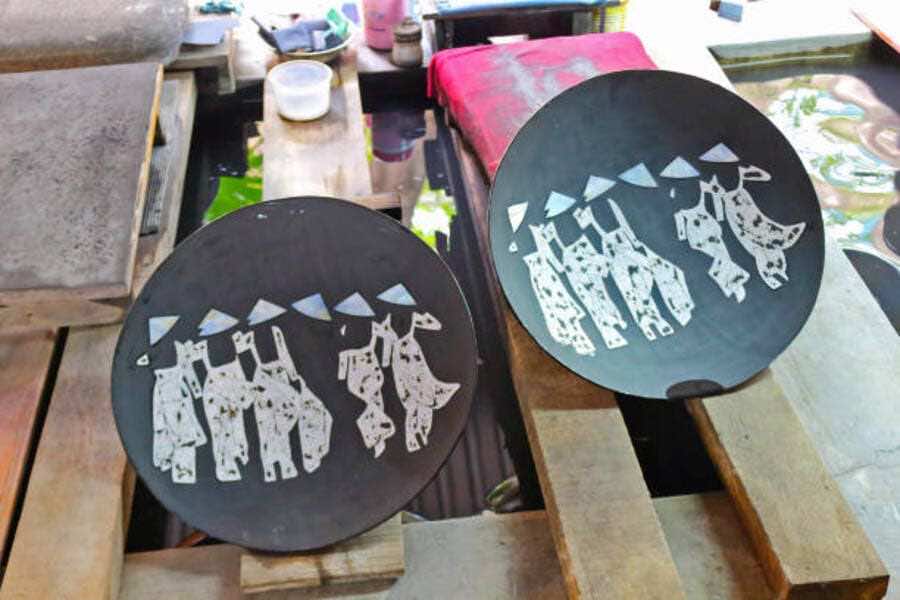 Vietnam’s lacquerware showcases centuries-old craftsmanship. 