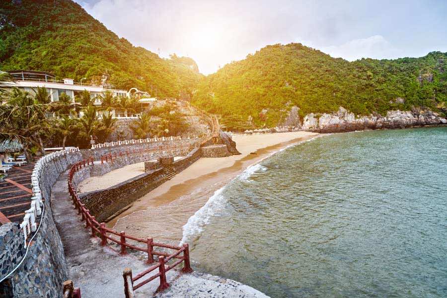 Cat Ba island
