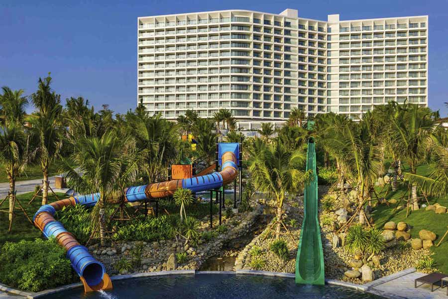 Movenpick Resort Cam Ranh 2