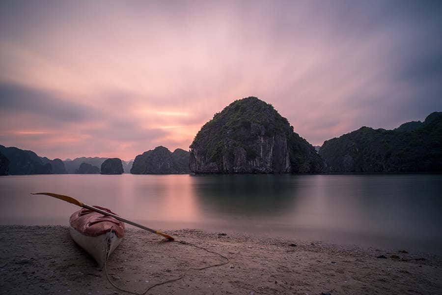 Peaceful sunset in lan ha bay
